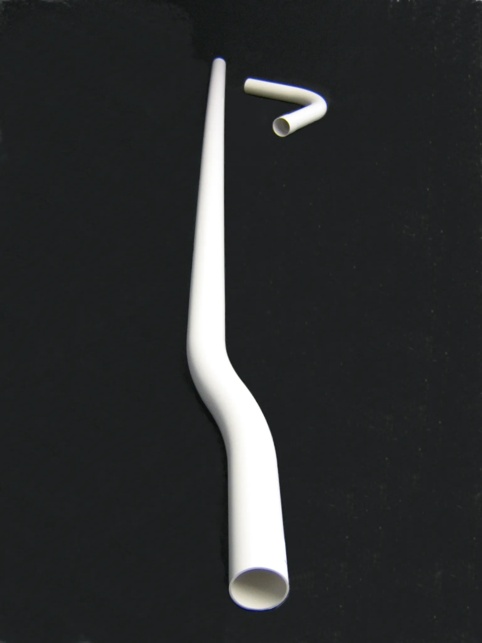 Set of flush pipe and flush pipe elbow, white