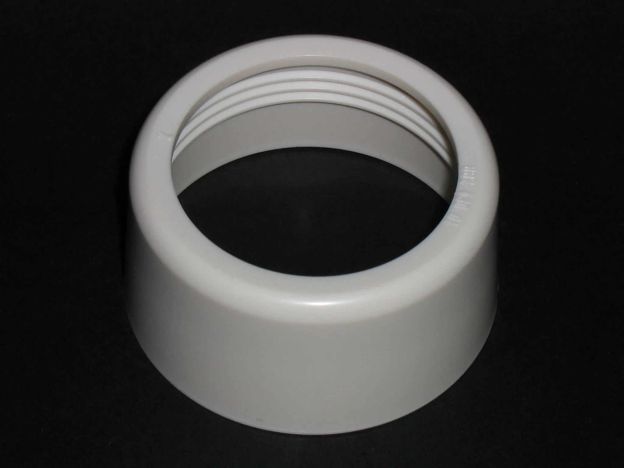 Nut for flush pipe, pergamon