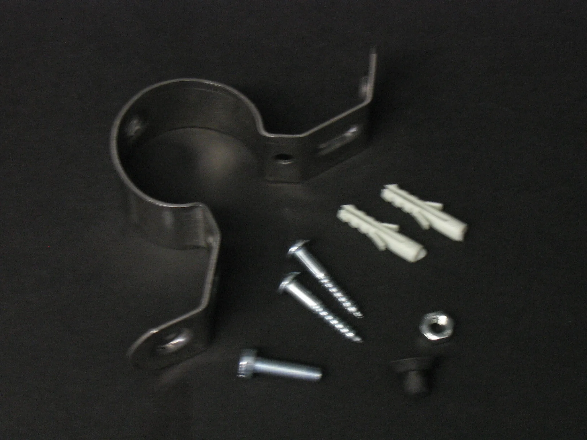 Fixation set flush pipe