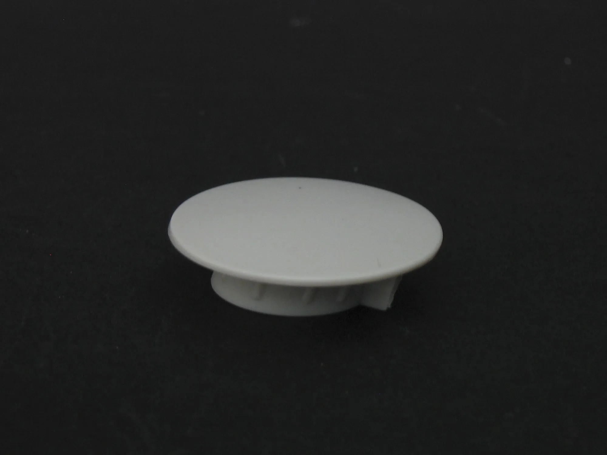 Closing cap, manhattan